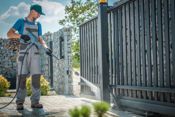 Best Factory Floor Cleaning  in Rio Bravo, TX